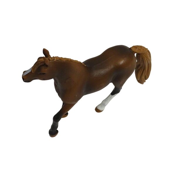 Schleich Brown Peruvian Paso Mare Horse Figure Collectible Toy 2022 4 inch tall - Picture 2 of 8